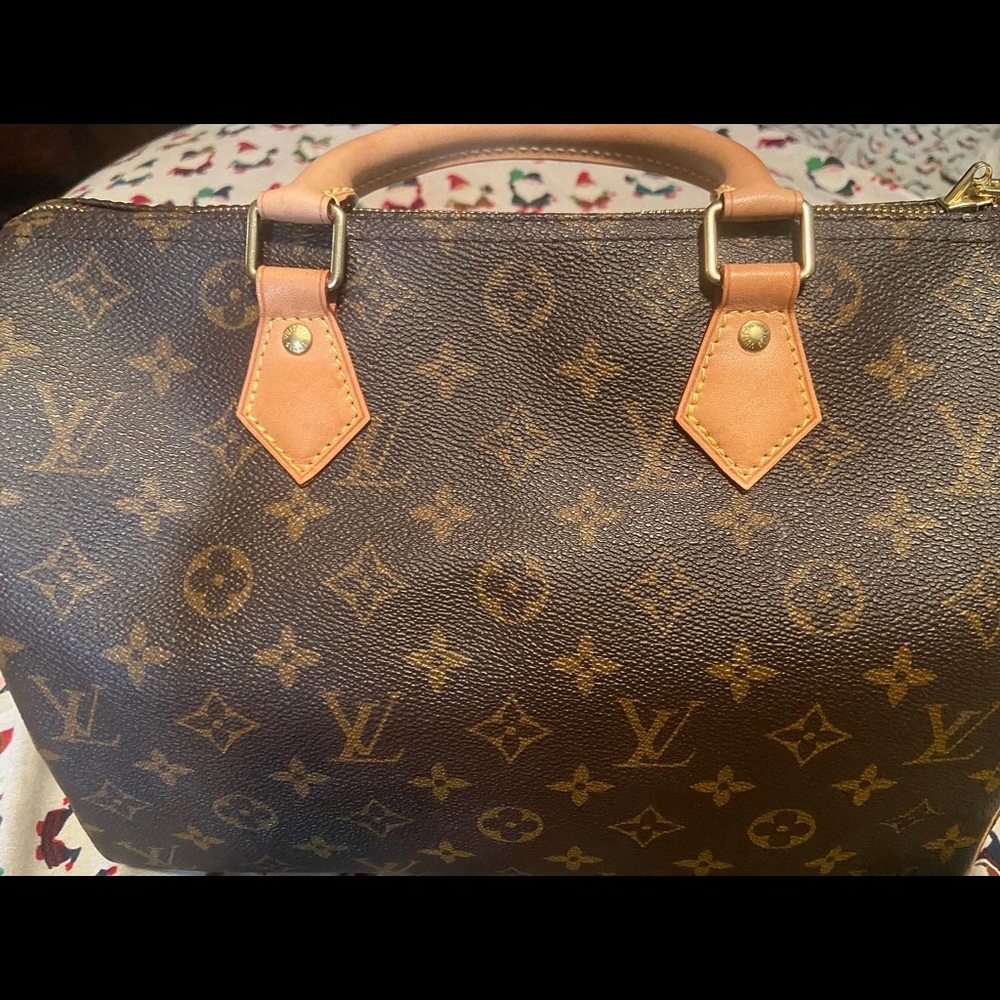 Louis Vuitton Speedy Bandolier 30 in excellent condition